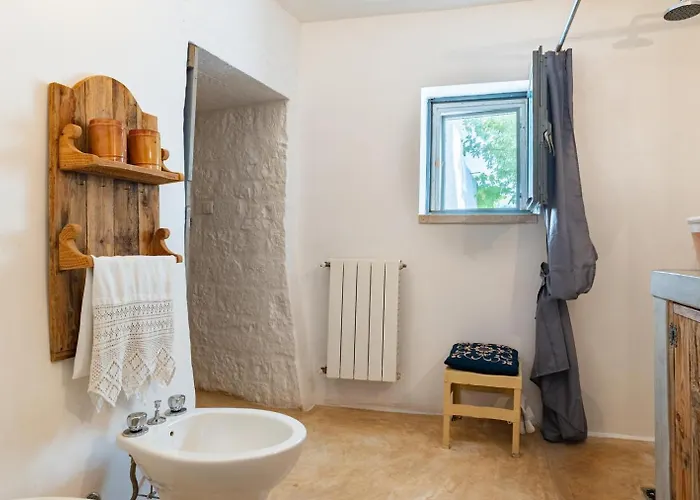 فيلة Trulli Autentico Dipinto *